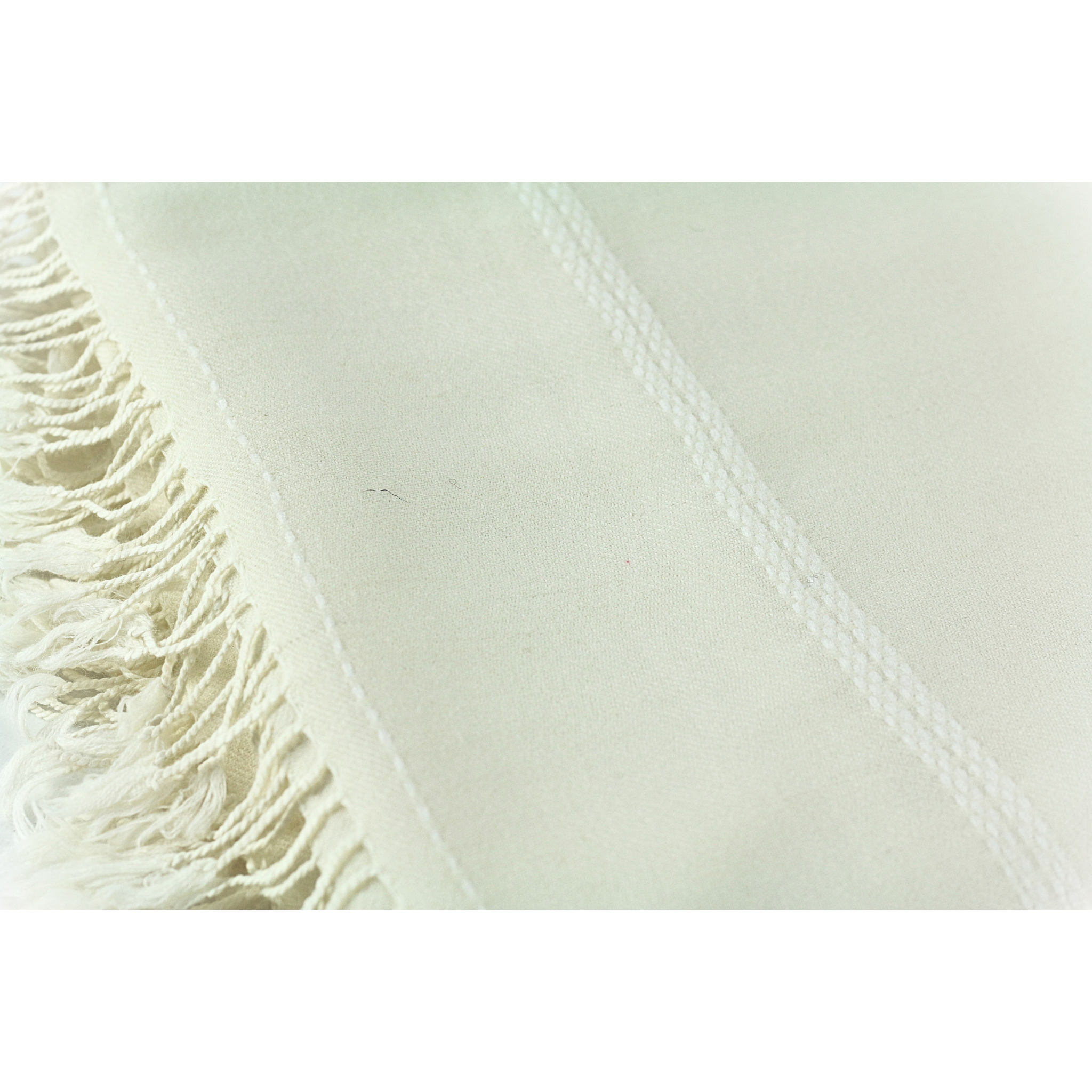 Pemium white wool shawl